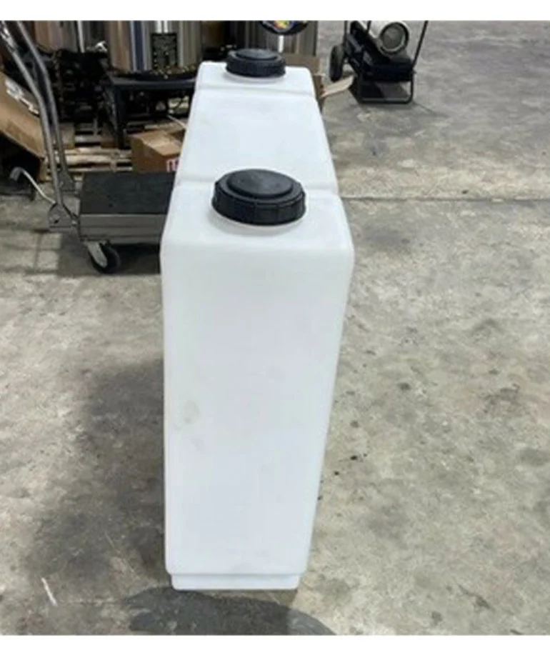 100 Gallon Vertical Tank