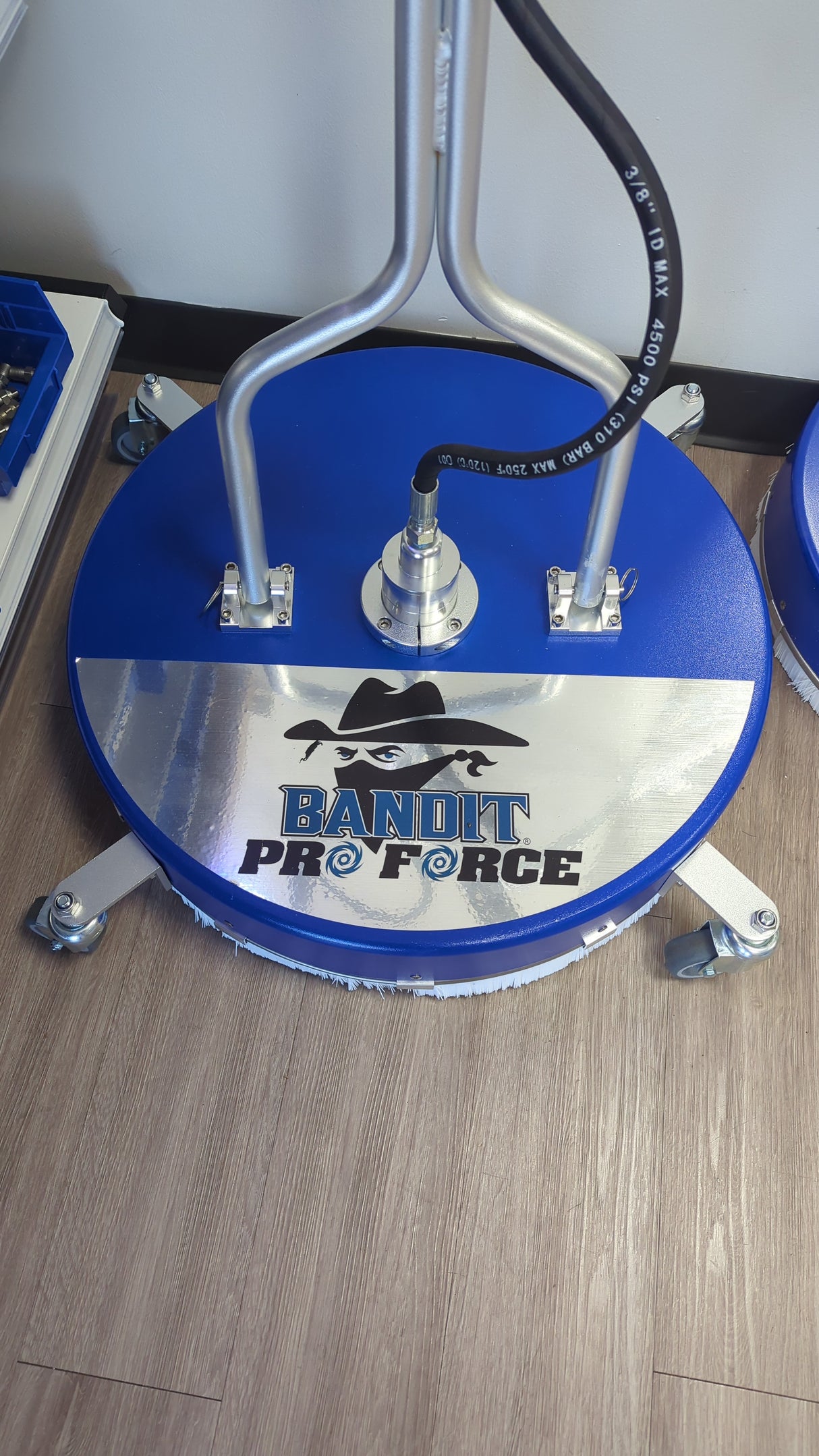 Bandit Pro Force 24" Surface Cleaner