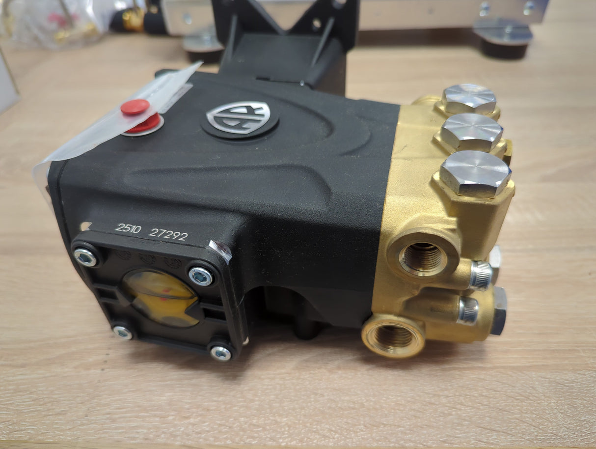 AR Pump, 4GPM 4000PSI / 3400RPM